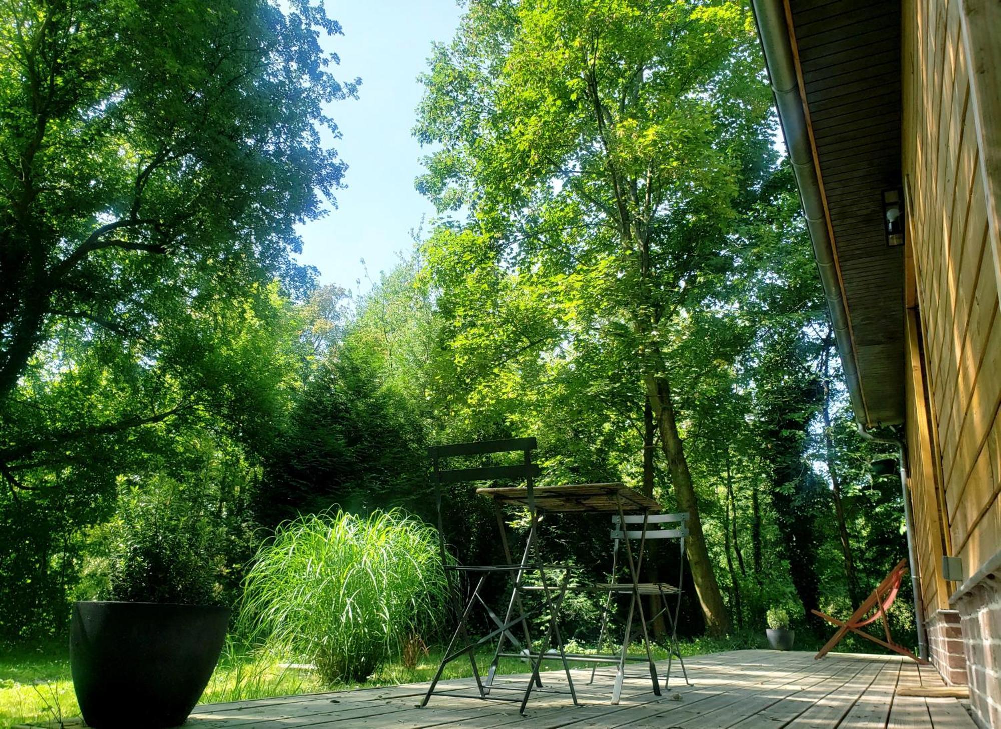 La Petite Foret Mons-Boubert Exterior foto